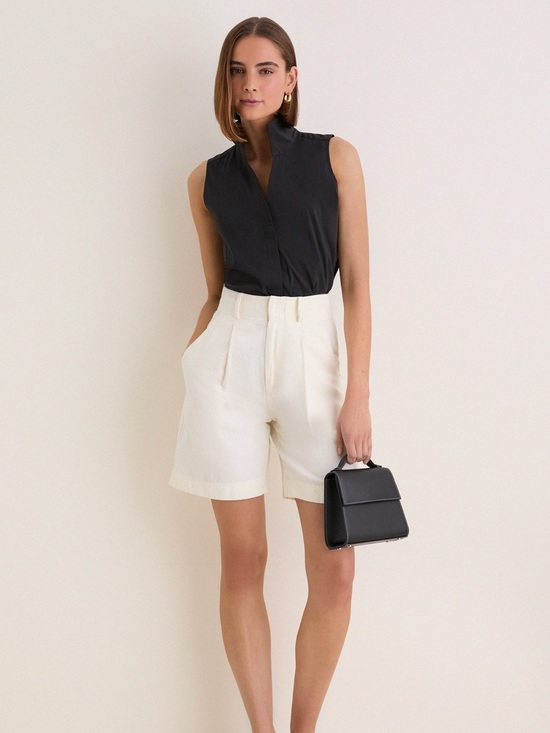 Tuckernuck Tops - NWT Tuckernuck Black Sleeveless Bessette Button Down Size L